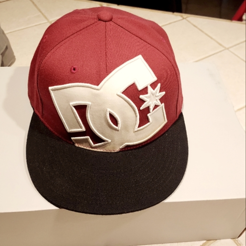 DC flex fit hat